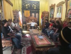 Sebelum Pulang, Komunitas SBI Dijamu Oleh Sultan Palembang
