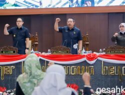 Paripurna DPRD: Pj Gubernur Jatim, Adhy Karyono sampaikan jawaban eksekutif Raperda tentang P-APBD 2024