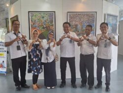 Apresiasi Ketua Kwarda Sumsel terhadap Karya Lukis Siswa SLB di Pameran Seni Rupa Pelajar se-Sumatera Selatan