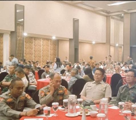 Kabag Ops Polres Banyuasin Hadir Rakor Komitmen Bersama Dalam Pencegahan Karhutlabun