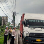 Berikan Teguran di Rambu Larangan Parkir Dalam Ops Zebra Semeru 2025 Ops Zebra Semeru