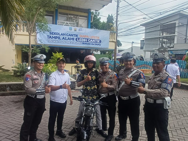 SMA Negeri 1 Pandaan SMA Negeri 1 Pandaan