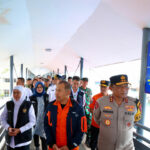 Rombongan Petinggi Instansi Pantau Lonjakan Wisatawan di Pelabuhan Ketapang Lonjakan Wisatawan, Pelabuhan Ketapang, Libur Nataru