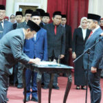 Perkuat Sinergi Lewat Struktur Perangkat Daerah Hasil Penataan, Wali Kota Pasuruan Lantik Pejabat Baru Perangkat Daerah Hasil Penataan