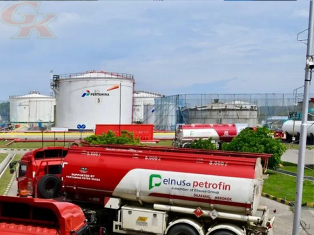 Pertamina Berhasil Menyalurkan BBM Pertamina Berhasil Menyalurkan BBM