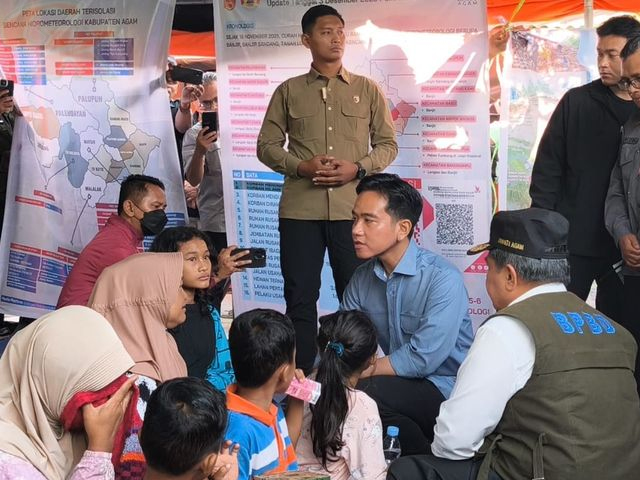 posko pengungsi banjir bandang posko pengungsi banjir bandang