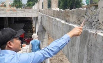 Bupati Sidoarjo Sidak Proyek Pembangunan di RSUD R.T. Notopuro Sidoarjo proyek pembangunan