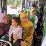 Khofifah Ajak Warga Gunakan Bus TransJatim untuk Wisata dan Mobilitas Harian Bus TransJatim