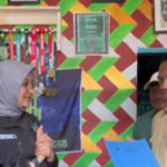 Penjaga Sekolah yang Lari 52 KM Usai Jadi ASN, Bupati Ipuk Beri Hadiah Sepatu Penjaga Sekolah