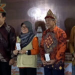 Vebri Al Lintani Terima Bidar Sritures Award 2026 Bidar Sritures Award