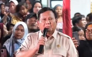 Malam Tahun Baru di Posko Pengungsian Batu Hula, Presiden Prabowo Pastikan Pemerintah Tidak Tinggalkan Korban Bencana posko pengungsian batu hula