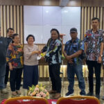 DPD IPK Karo Tunjukkan Kepedulian Serahkan Bantuan Pembangunan GBI Kineppen Pembangunan GBI Kineppen