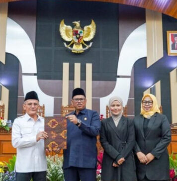 DPRD Pasuruan Serahkan Catatan Strategis LKPJ, Wakil Bupati Tekankan Akurasi Kebijakan Strategis LKPJ