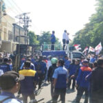 Diwarnai Kericuhan, Demo KCB Jatim Desak Kejati Ambil Alih Kasus PT PJU Demo KCB Jatim