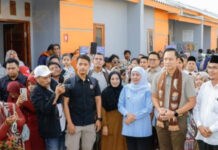 Wujudkan Lingkungan ASRI, Gubernur Khofifah Dampingi Menko AHY Resmikan 166 Hunian Layak Khofifah Dampingi Menko AHY